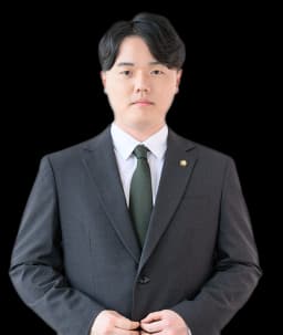 최동욱